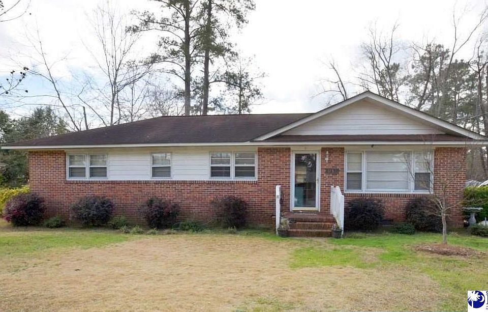 1st image of 1134 Clarendon Ave