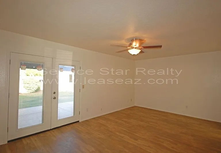 7247 S Alder Dr — Photo 11
