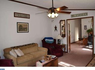 32 Pasture Ln, Chalfont, PA 18914