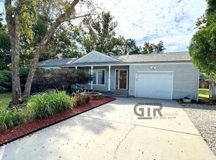 1109 W Clyde St, Andover, KS 67002