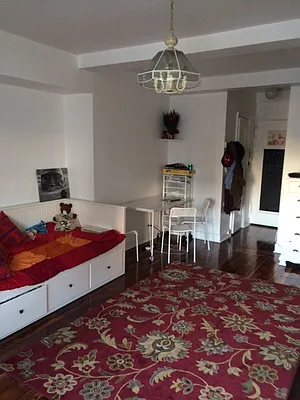 Rented by Sherman Moss Realty, LLC | media 16