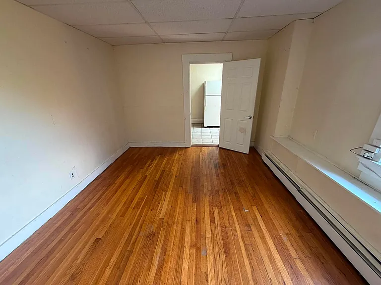 179.5 Harvard St #3-5 — Photo 8
