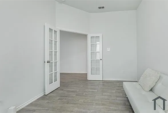 1704 Emilia Dr — Photo 5