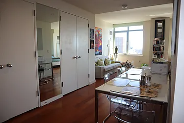 Rented by R New York