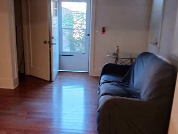 5th image of 4115 Pine St APT 1