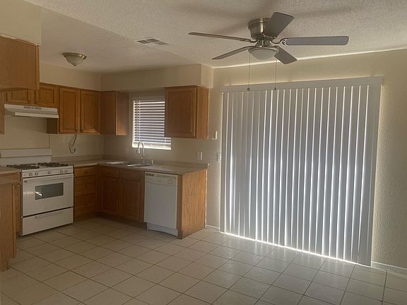 2nd image of 32150 Aurora Vista Rd APT C