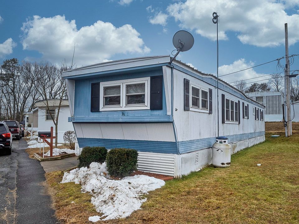 1st image of 28 Mockingbird Dr