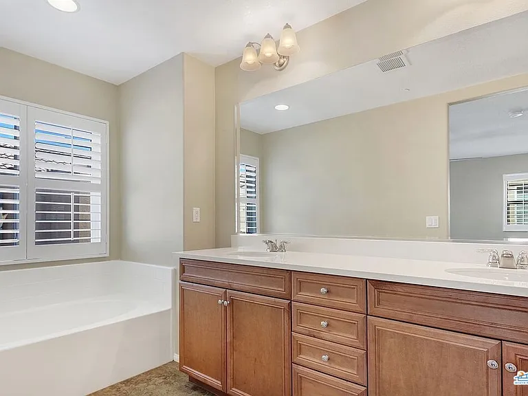 607 Calle Vibrante — Photo 12