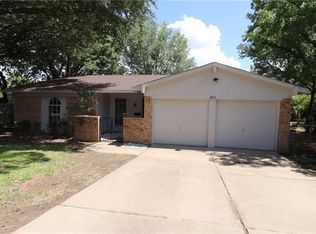 6013 Peggy Dr, Fort Worth, TX 76133