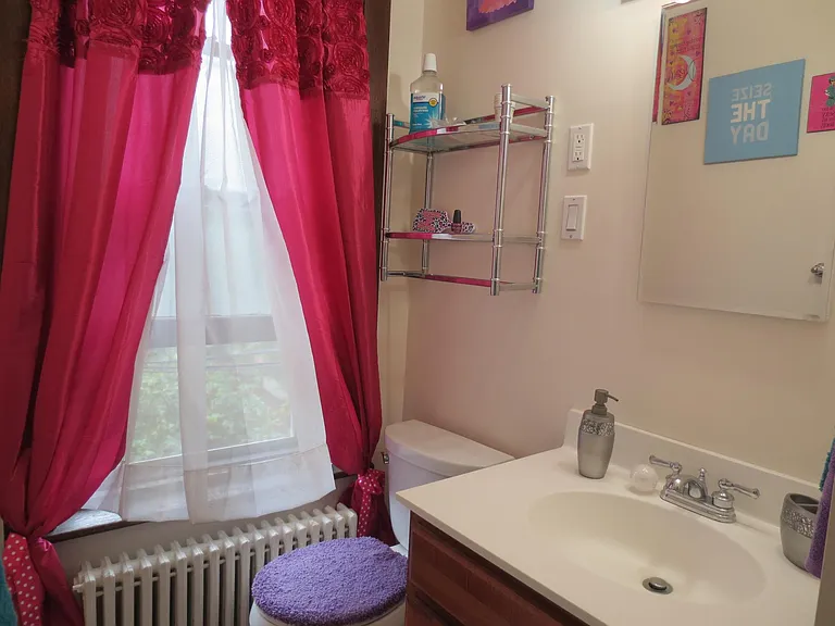206 Lancaster St — Photo 14