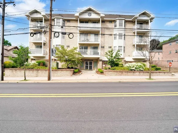 420 Passaic St APT 4H, Hackensack, NJ 07601