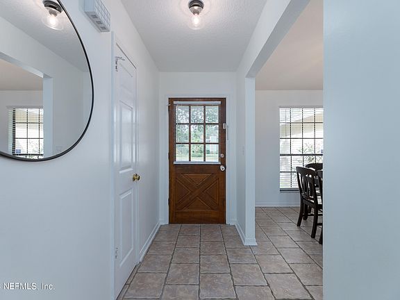 5th image of 12265 GOVERNORS Drive E