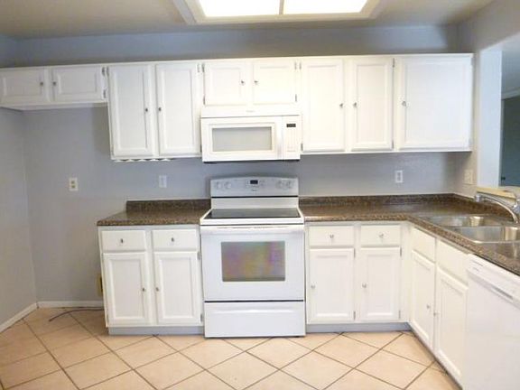 5th image of 4339 E Contessa St