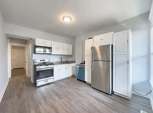 3649 W Montrose Ave #1, Chicago, IL 60618