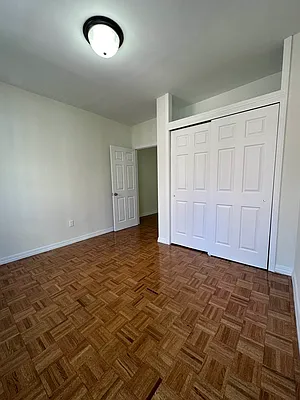 Rented by Peter R. Hungerford, LREB | media 30