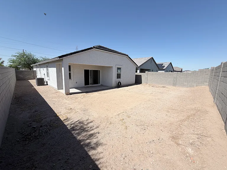 24170 W Flores Dr — Photo 38
