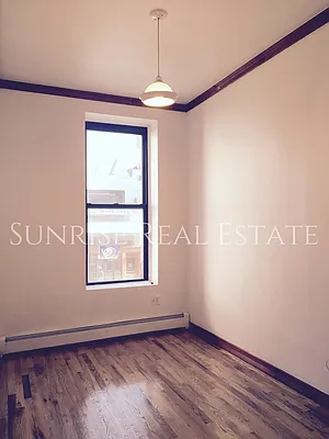 Rented by Sunrise Real Estate | media 30
