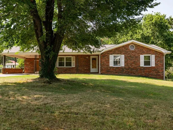 503 Evans St, Livingston, TN 38570