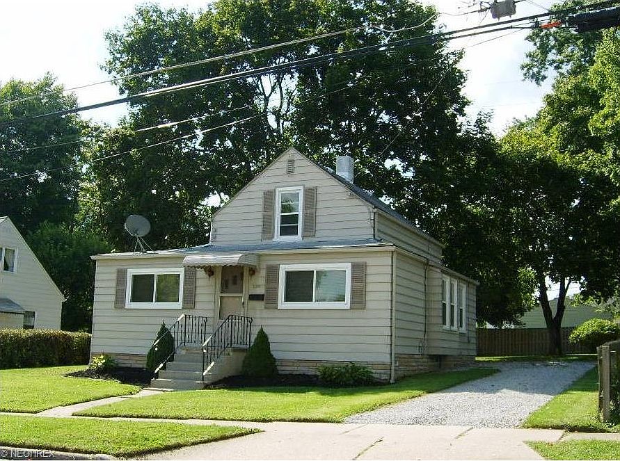 1st image of 2386 13th St