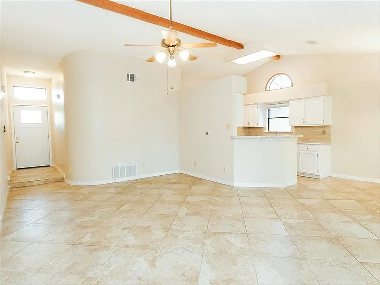 7913 Tiffany Dr — Photo 5