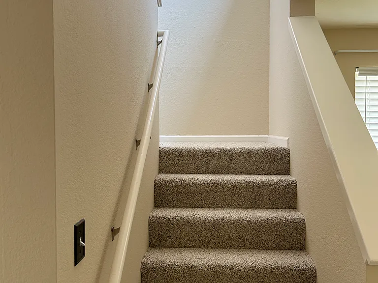 75 Francis Cir — Photo 4