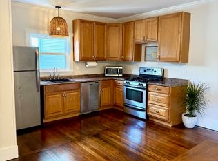 326 Fish Rd, Tiverton, RI 02878