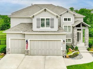 17817 Grandview St, Overland Park, KS 66013