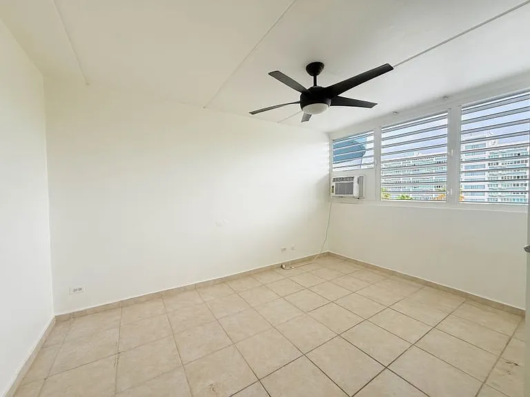 Calle Eider 701 Cond Almendros Plaza 1 Apt 608 — Photo 4