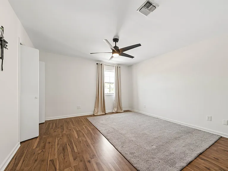 105 Steiner Rd — Photo 14