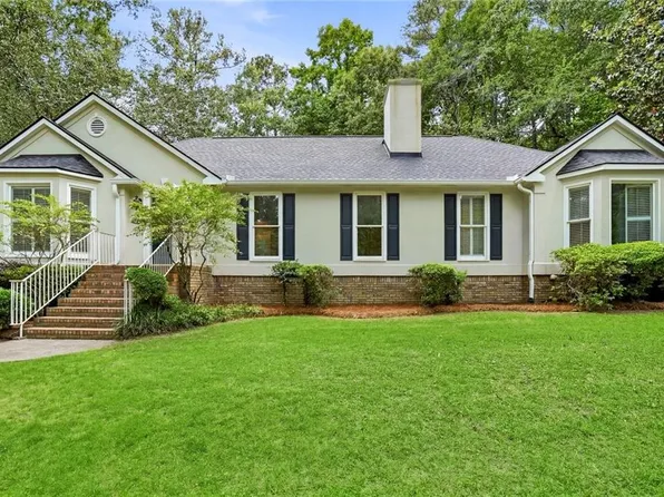 13 Bedford Rdg, Cartersville, GA 30121