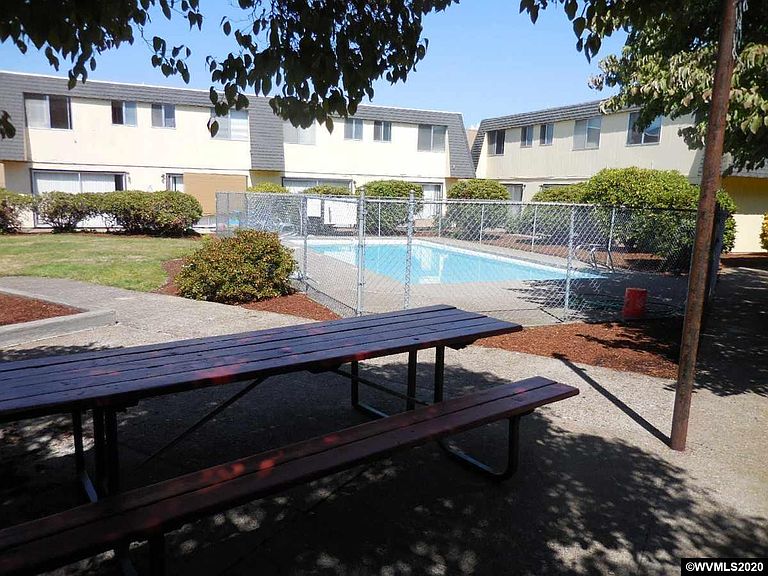 Villa Chateau Apartments Corvallis, OR Zillow