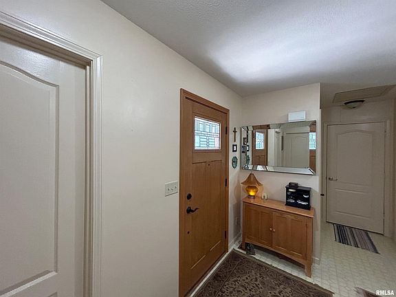 5th image of 3527 W Saymore Ln