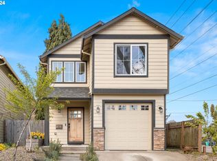 9833 N Exeter Ave, Portland, OR 97203