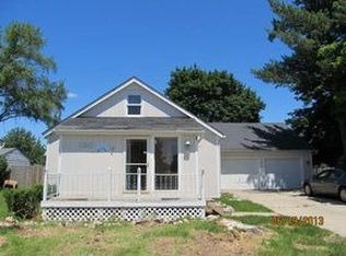 130 W 1st St, Gladwin, MI 48624