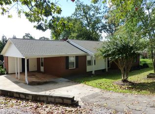 2402 Rolling Green Rd, Anderson, SC 29621