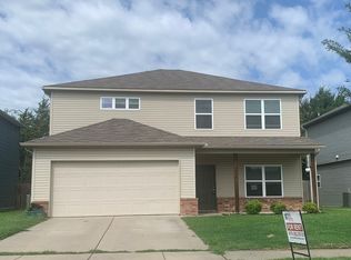 5078 W Claxton Cir, Fayetteville, AR 72704
