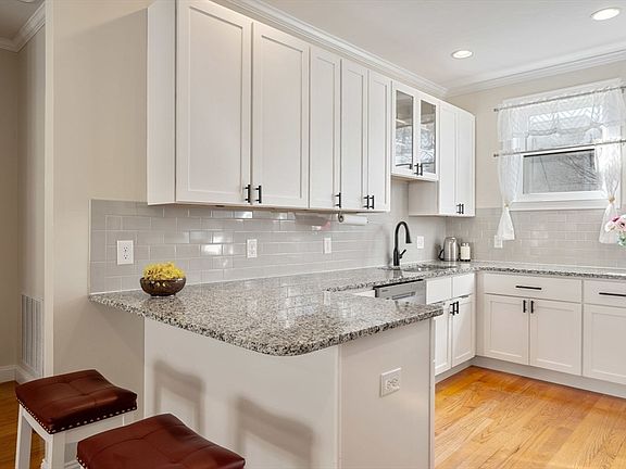 2nd image of 25 Robey St #25