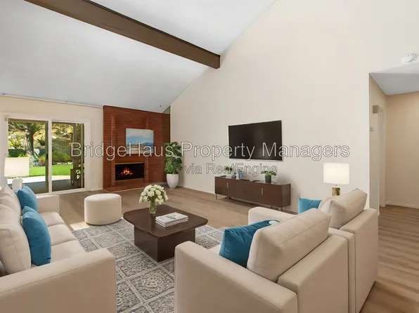 10550 Canyon Lake Dr, San Diego, CA 92131