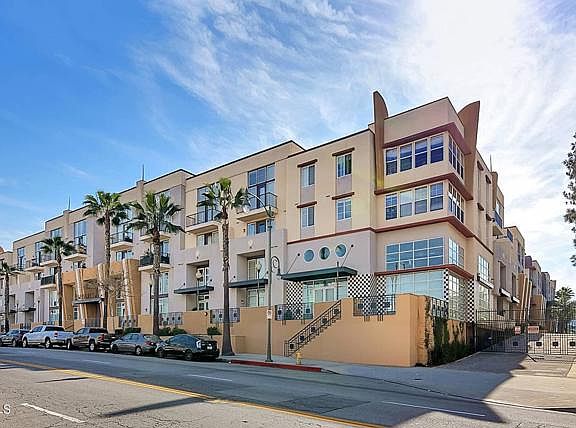 3rd image of 360 W Avenue 26 #420