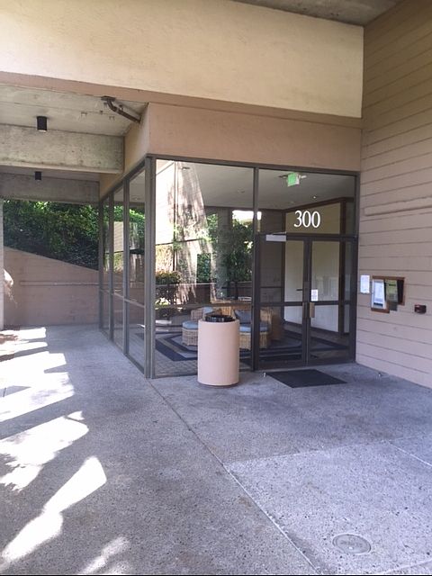 1st image of 300 N Civic Dr APT 501