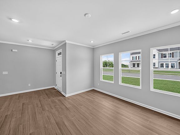 Rosedale Sutton 8