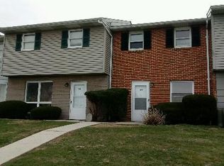 97 Hillcrest Ln APT B20, Slatington, PA 18080