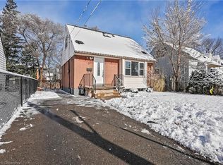 27 Glengrove Ave, Hamilton, ON L8H1M9