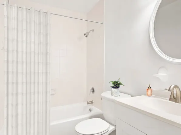 301 East 79th Street image 5 of 7