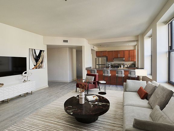 3rd image of 1103 Grand Blvd APT 1104