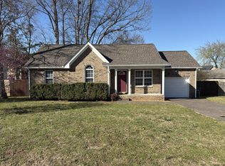 207 Christine Dr, Lebanon, TN 37087