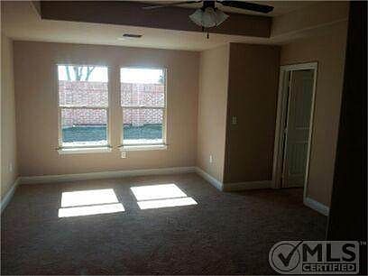 5th image of 801 Kiowa Dr