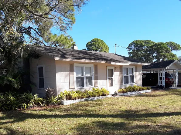 2125 Brueckner Dr, Sarasota, FL 34231