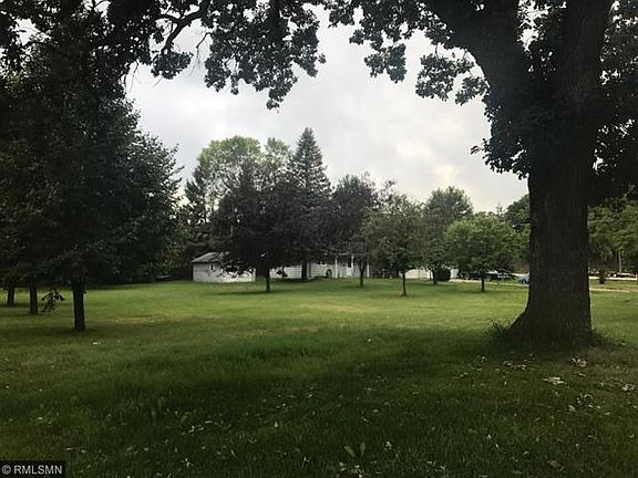 3rd image of 244 Lake Ave S