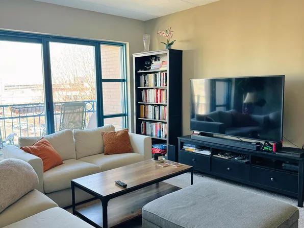 170 Gore St APT 504, Cambridge, MA 02141